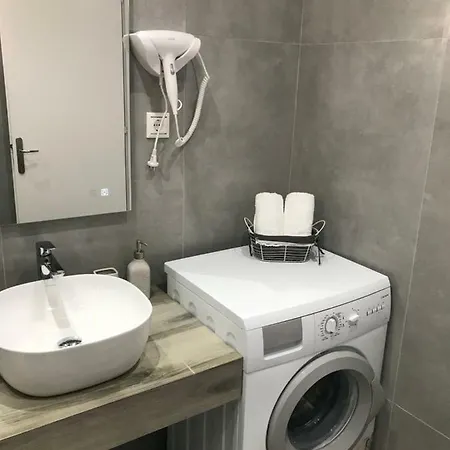 Stratonikis Apartment *